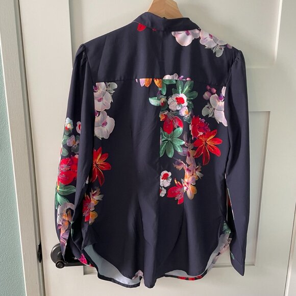 EShakti Women's Floral Button Down Shirt - Picture 5 of 7